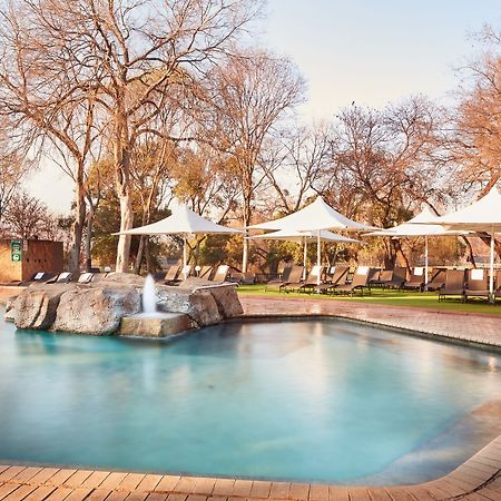 First Group Magalies Park Hotel Hartbeespoort Eksteriør billede