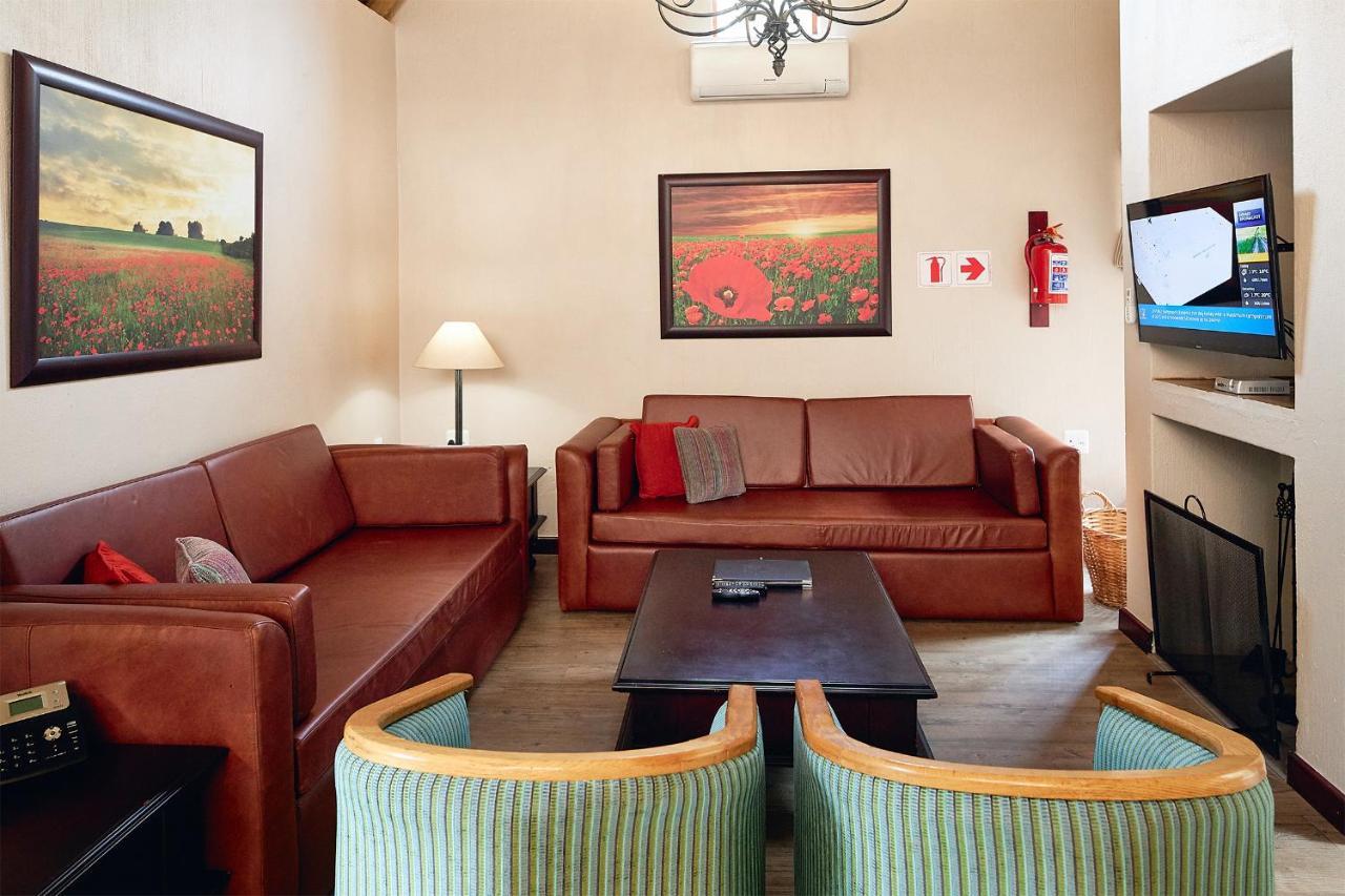 First Group Magalies Park Hotel Hartbeespoort Eksteriør billede
