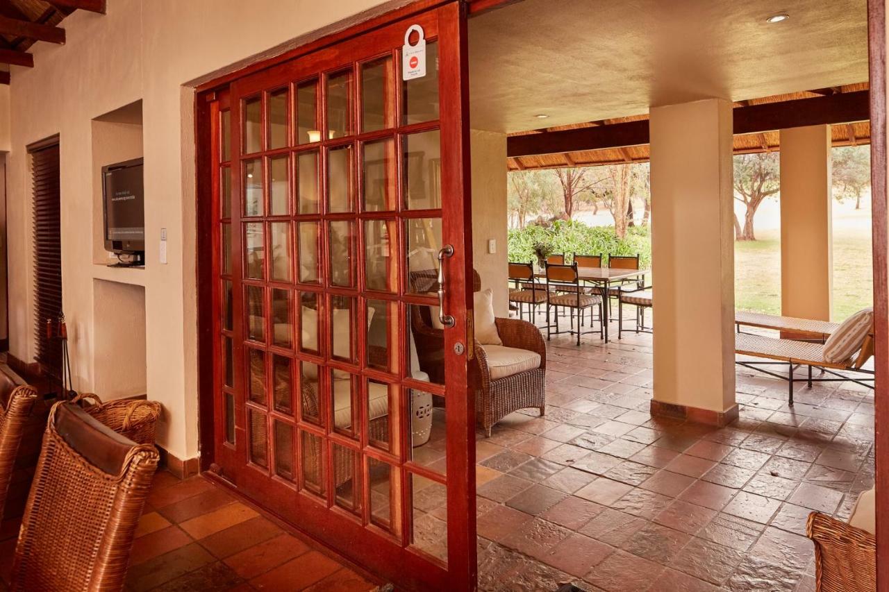 First Group Magalies Park Hotel Hartbeespoort Eksteriør billede