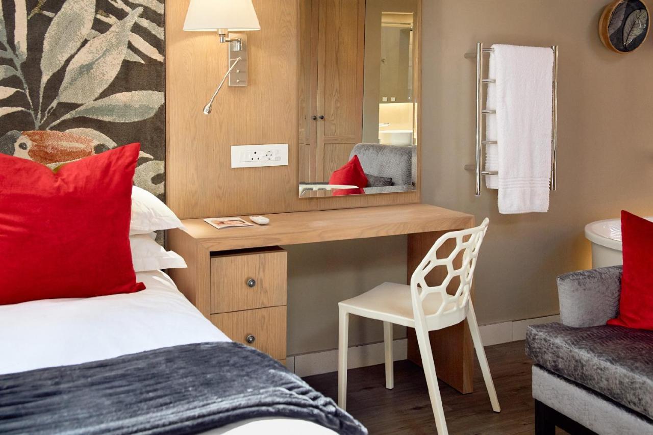 First Group Magalies Park Hotel Hartbeespoort Eksteriør billede