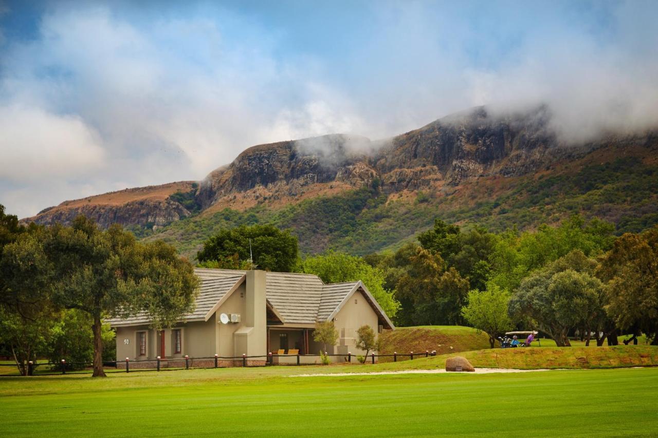 First Group Magalies Park Hotel Hartbeespoort Eksteriør billede