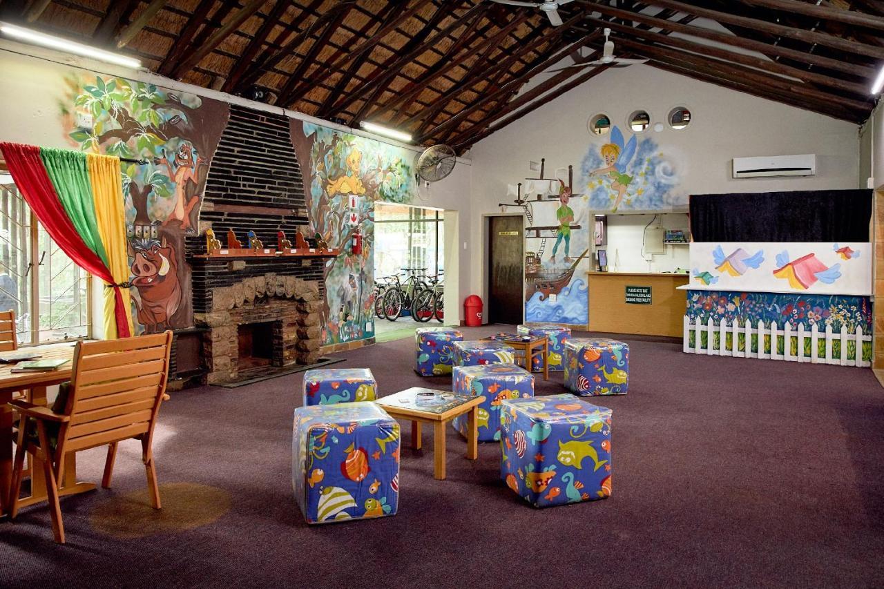 First Group Magalies Park Hotel Hartbeespoort Eksteriør billede