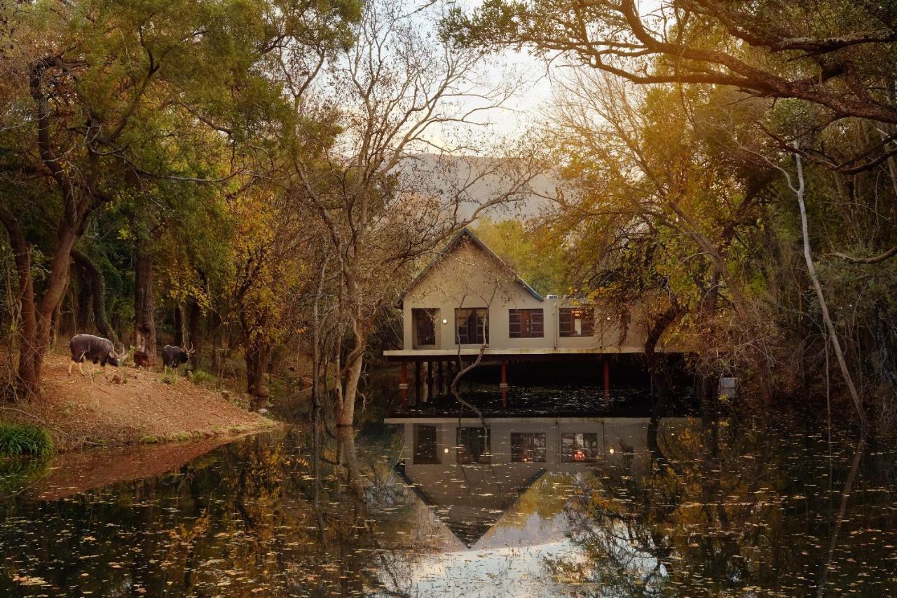 First Group Magalies Park Hotel Hartbeespoort Eksteriør billede
